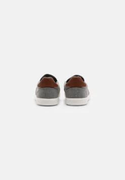 Pier One UNISEX - Slipper - Dark Grey 8 Pier One UNISEX - Slipper - Dark Grey -Pier One 1a4cf2d9897d4c98b0ddac911d5c994e