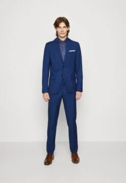 Pier One -Pier One 269d9b4c6a3549c68cb58d697d98a5a9