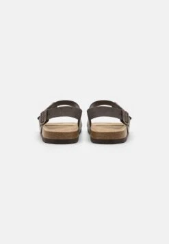 Pier One UNISEX - Riemensandalette - Dark Brown 8 Pier One UNISEX - Riemensandalette - Dark Brown -Pier One 3ab13fc8e6dd44d39a02f99a9fd8e8e2