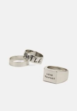 Pier One 3 PACK - Ring - Silver-coloured -Pier One 870475945faf437a8ff19ef8939b6e9d
