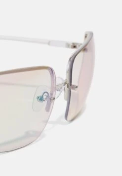 Pier One UNISEX - Sonnenbrille - Transparent -Pier One ce973f03df4b4e619c64ae53602a15e3