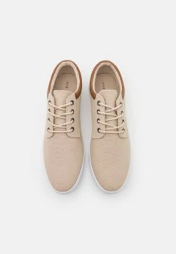 Pier One UNISEX - Sneaker Low - Beige 9 Pier One UNISEX - Sneaker Low - Beige -Pier One d0d7af4b50334ef39bb417fb603c5680