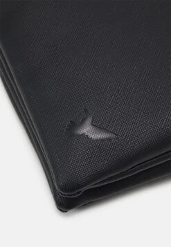 Pier One Umhängetasche - Black 10 Pier One Umhängetasche - Black -Pier One eb8fd87f38634018b6d597212e9222c6